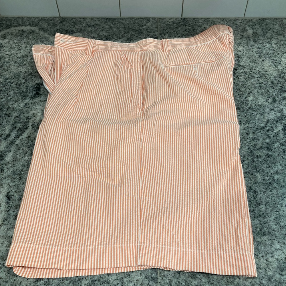 Polo - Seersucker- Like New - 33